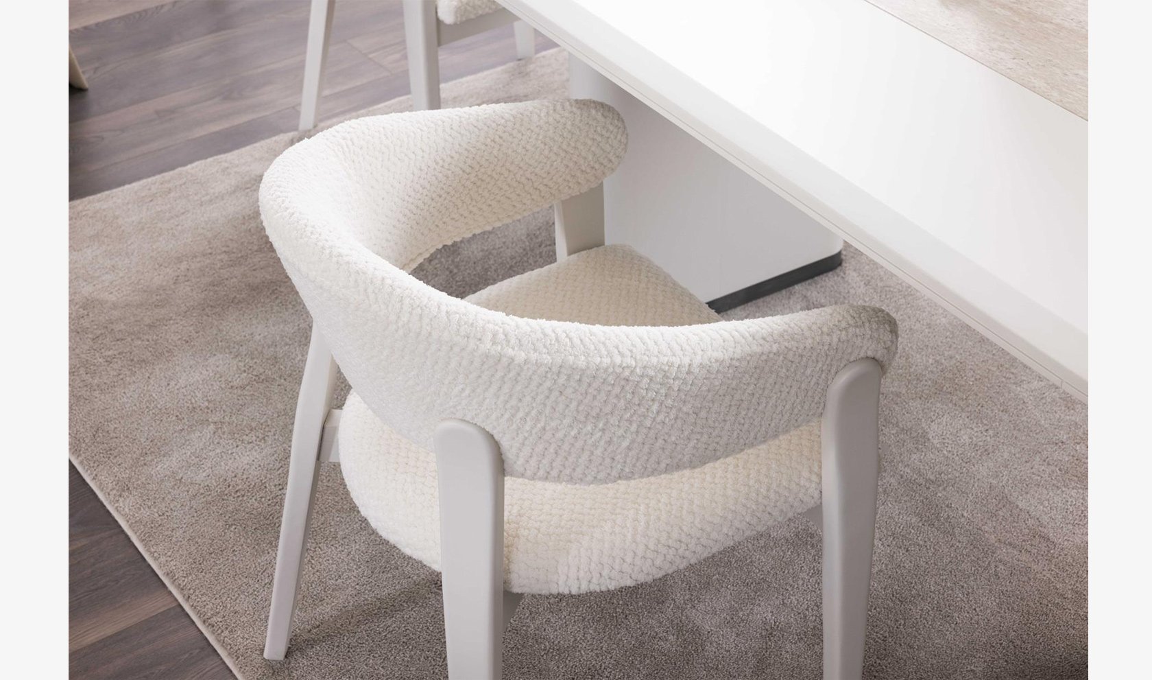 Belgrad Yemek Odası Takımı