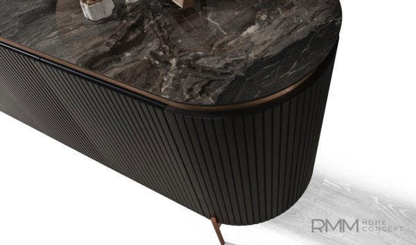 Tesla Siyah TV Ünitesi