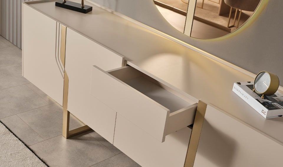 Guess Yemek Odası Takımı