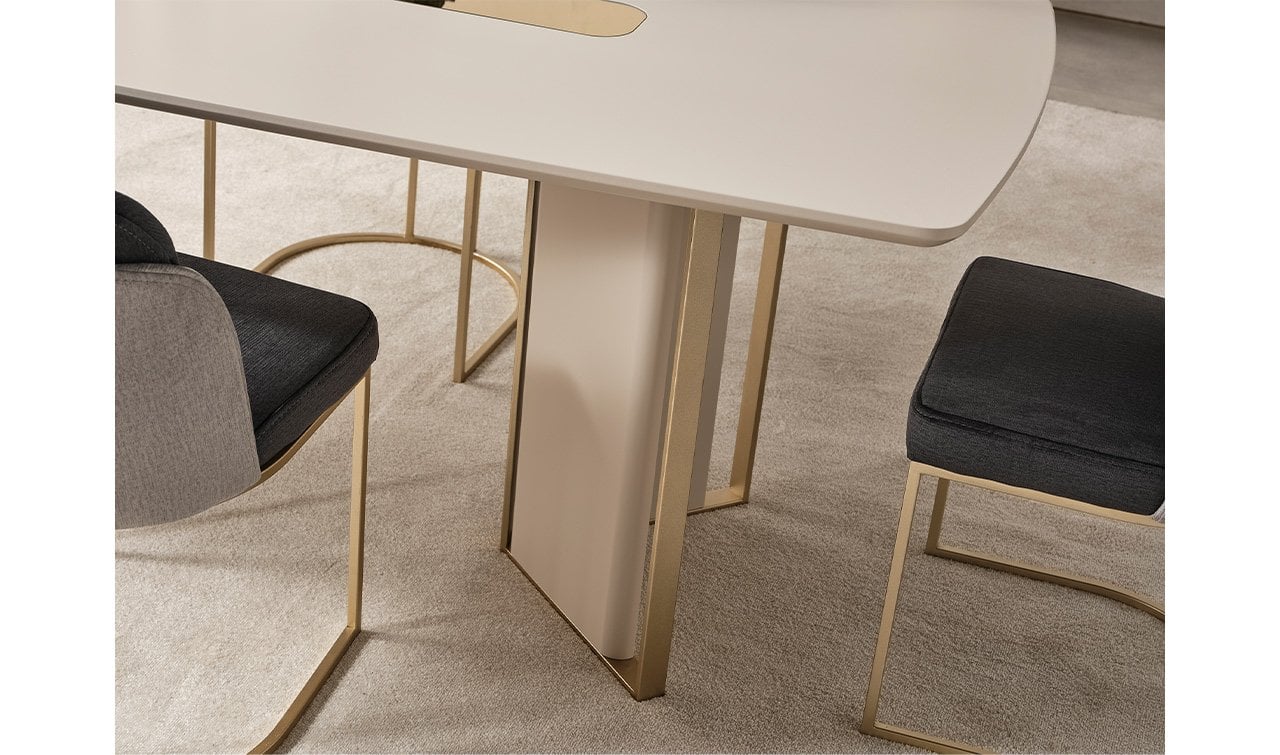 Guess Yemek Odası Takımı