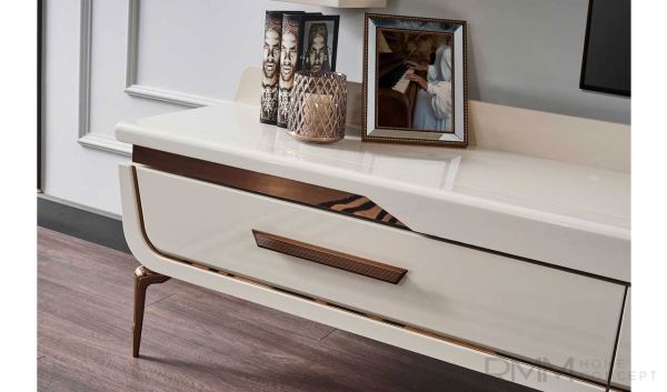 Bugatti Tv Ünitesi
