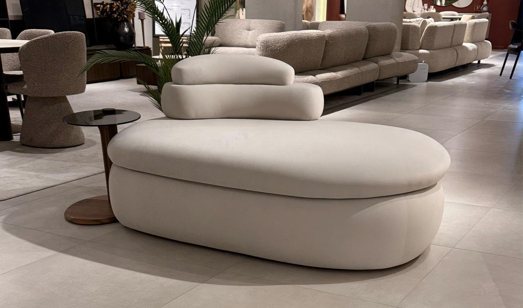 Gravel Yataklı Sofa