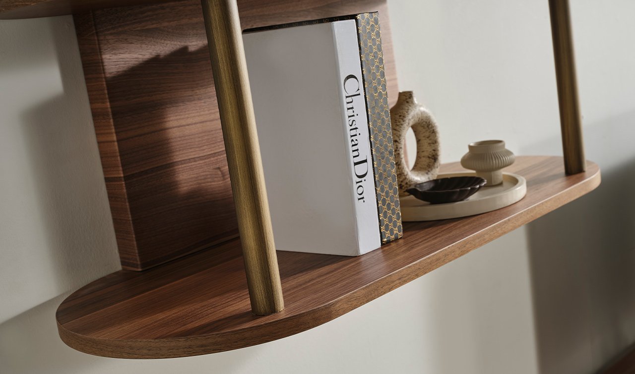 Walnut Ahşap TV Ünitesi