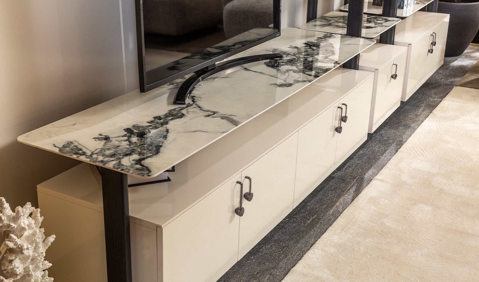 Hera TV Ünitesi - Porselen